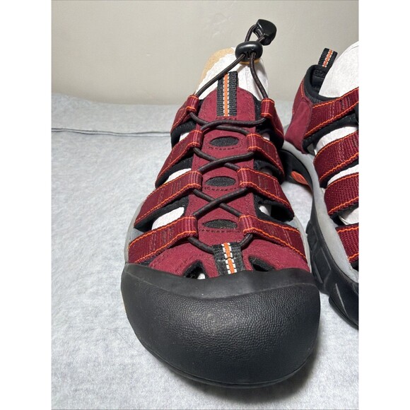 Keen Women’s Newport H2 Red Closed Toe Sport Hiking Sandals Size 9 - Picture 2 of 9